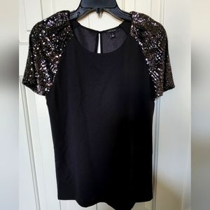 Ann Ann Taylor Sequin FlutterVisitSleeve Top